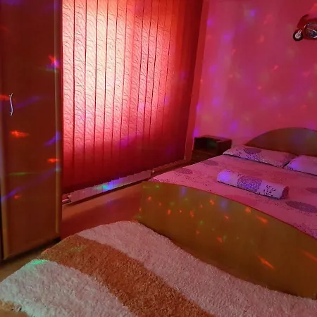 Gazde/Camere de închiriat Cazare La Mare Patrascu